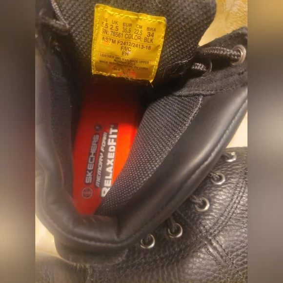 Skechers Black Relaxed Fit Shoes - Picture 5 of 8